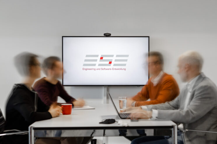 Bei der ESE GmbH hast Du die Möglichkeit Dich durch unsere umfassende Personalentwicklung stetig weiterzuentwickeln und Karriere zu machen.